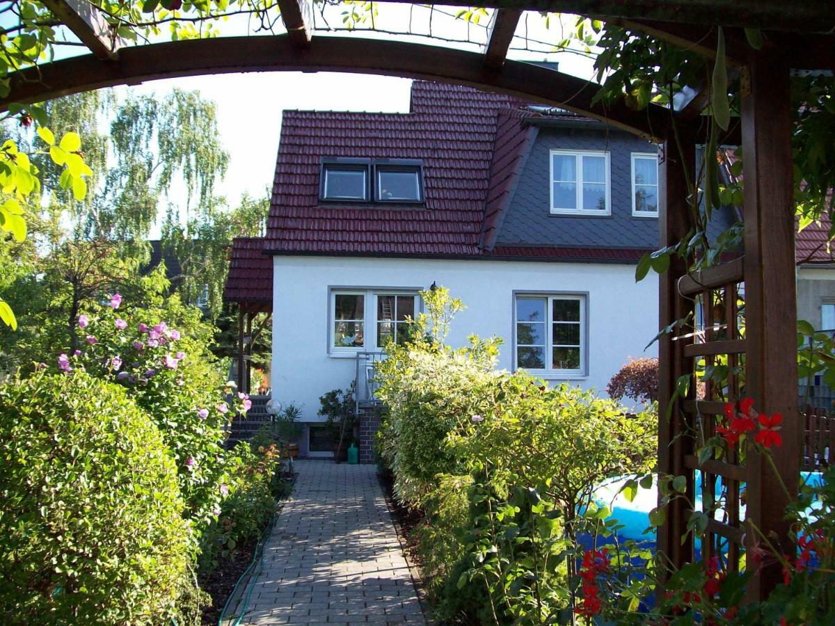 Cottage Near Centrum, Paradise Berlín Exterior foto